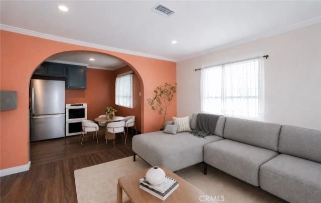 12 Hickock, Carson, CA 90745