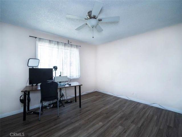 12 Hickock, Carson, CA 90745