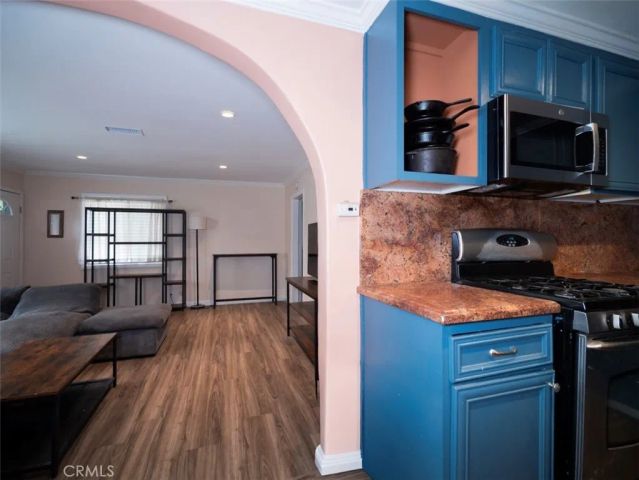 12 Hickock, Carson, CA 90745