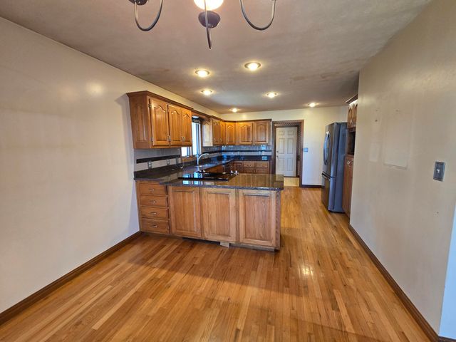 4342 S Quail Creek Avenue, Springfield, MO 65810