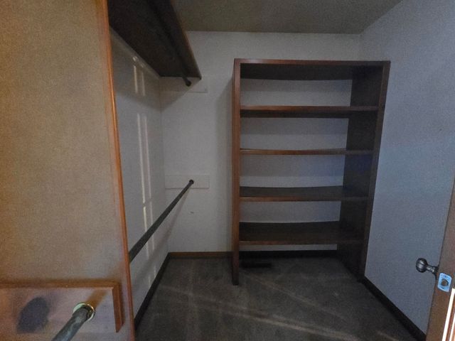 4342 S Quail Creek Avenue, Springfield, MO 65810