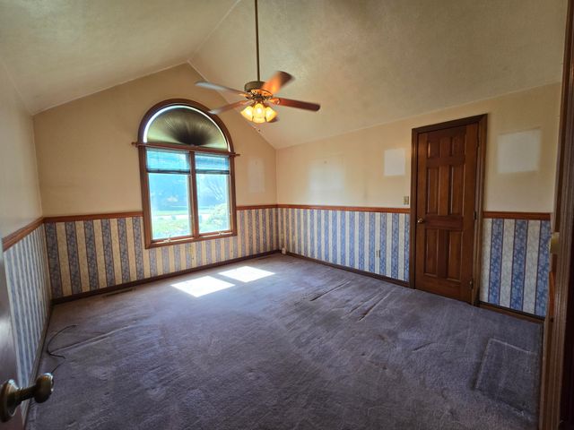 4342 S Quail Creek Avenue, Springfield, MO 65810