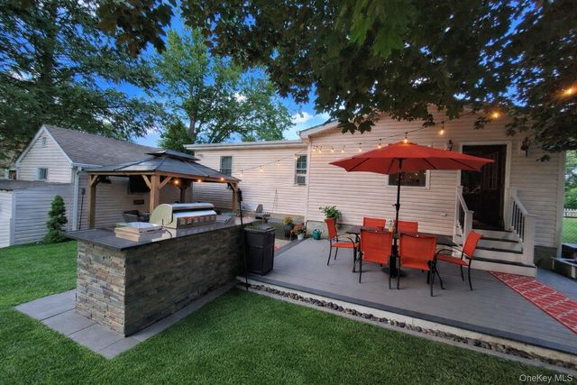 147 Lake Baldwin Drive, Mahopac, NY 10541