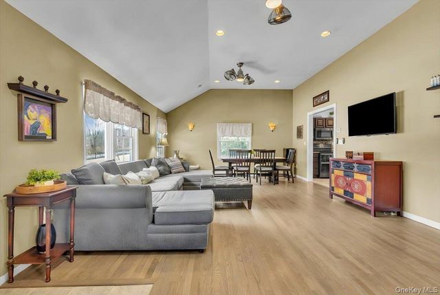 147 Lake Baldwin Drive, Mahopac, NY 10541