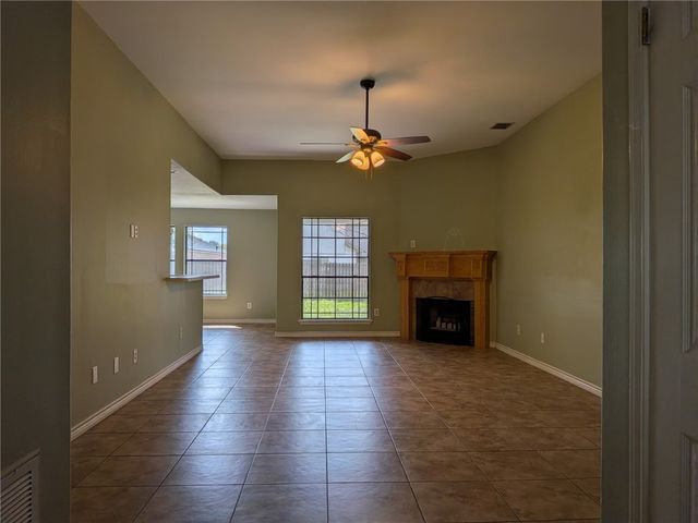 4317 Aaron Dr, Corpus Christi, TX 78413