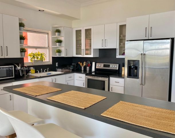 1351 NE Miami Gardens Drive PH1725E, Miami, FL 33179