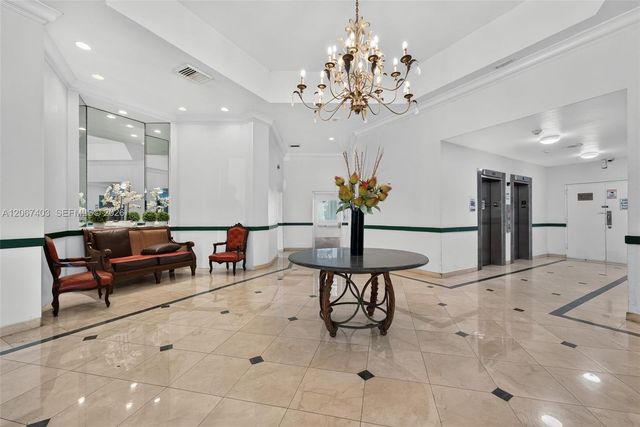 1351 NE Miami Gardens Drive PH1725E, Miami, FL 33179
