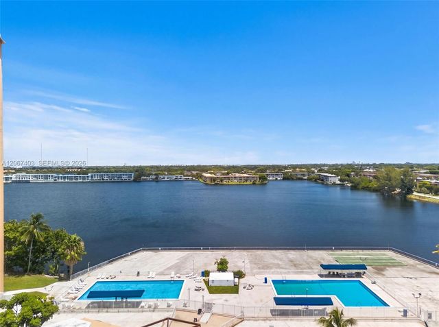 1351 NE Miami Gardens Drive PH1725E, Miami, FL 33179