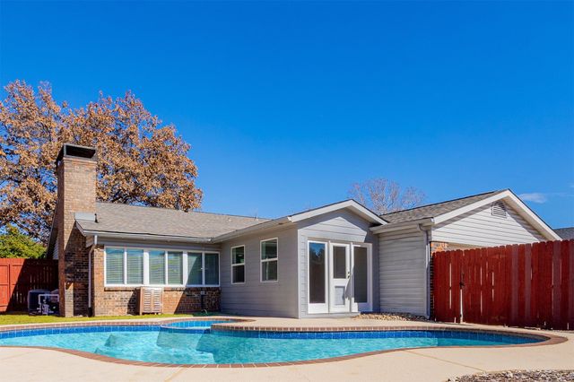 2700 Chancellor Drive, Plano, TX 75074