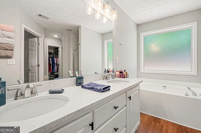 315 Shadowbrooke Circle, Loganville, GA 30052