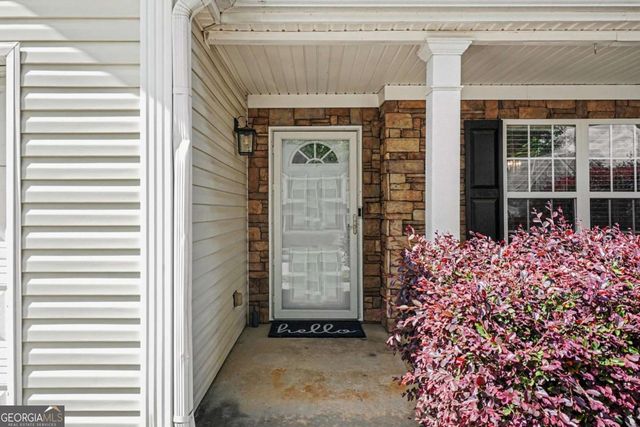 315 Shadowbrooke Circle, Loganville, GA 30052