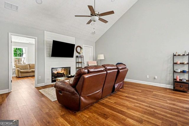 315 Shadowbrooke Circle, Loganville, GA 30052
