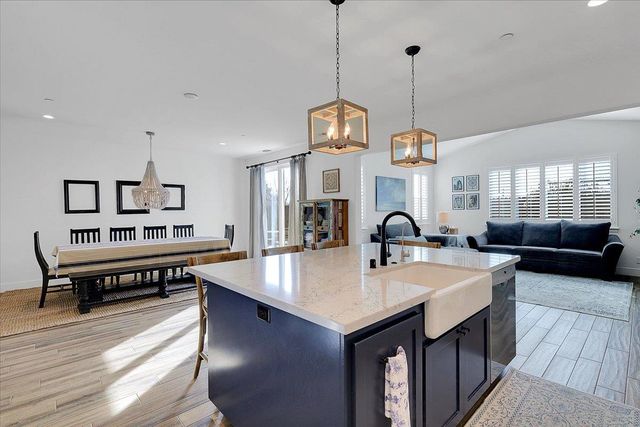 994 Mayflower Way, Yuba City, CA 95991