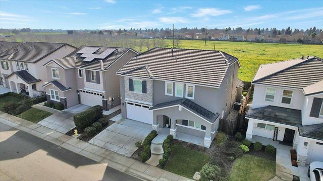 994 Mayflower Way, Yuba City, CA 95991