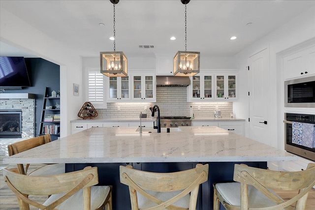 994 Mayflower Way, Yuba City, CA 95991