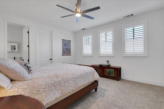 994 Mayflower Way, Yuba City, CA 95991