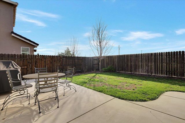 994 Mayflower Way, Yuba City, CA 95991