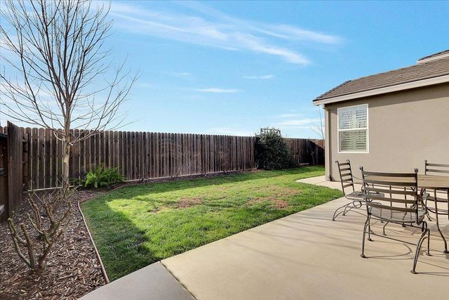 994 Mayflower Way, Yuba City, CA 95991