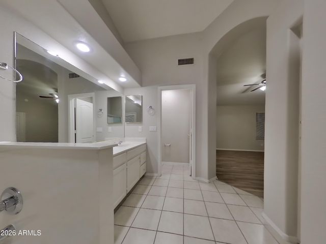 3021 S WOODRUFF Street, Mesa, AZ 85212