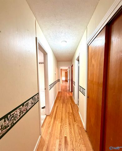 2116 Argyle Way, Gadsden, AL 35904