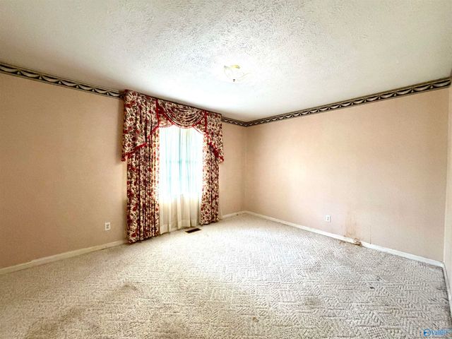 2116 Argyle Way, Gadsden, AL 35904