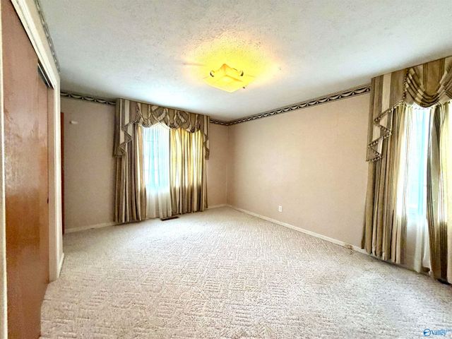2116 Argyle Way, Gadsden, AL 35904