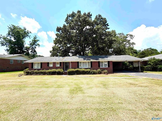 2116 Argyle Way, Gadsden, AL 35904