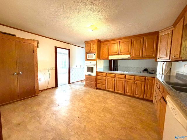 2116 Argyle Way, Gadsden, AL 35904