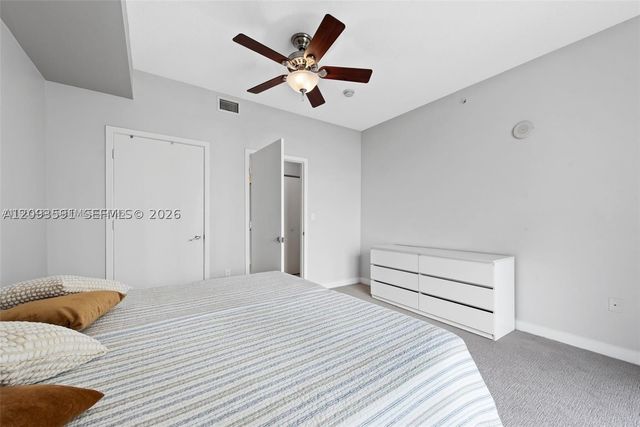 79 SW 12th St 2503-S, Miami, FL 33130