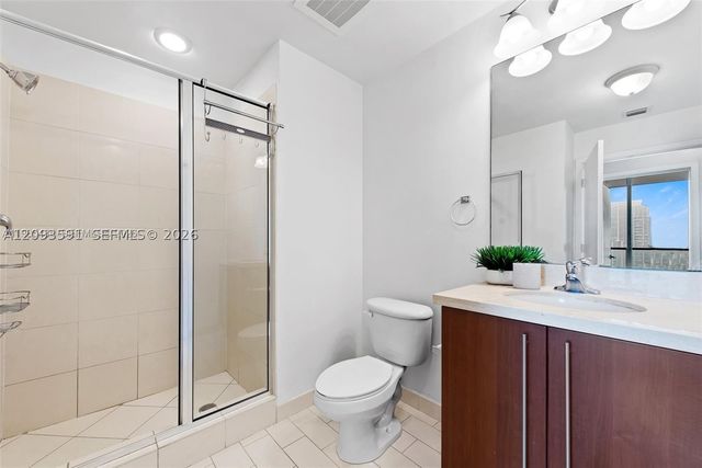 79 SW 12th St 2503-S, Miami, FL 33130