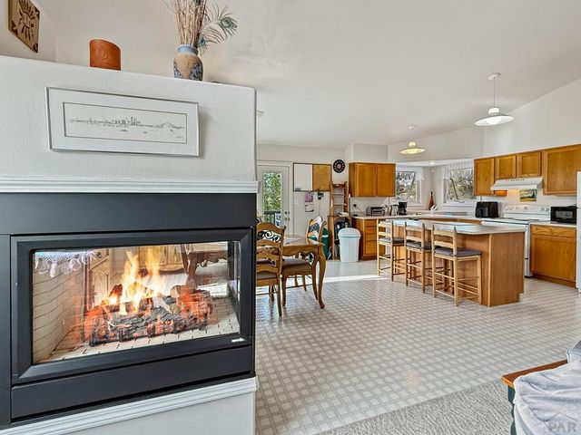 409 W Baldwyn Dr, Pueblo West, CO 81007