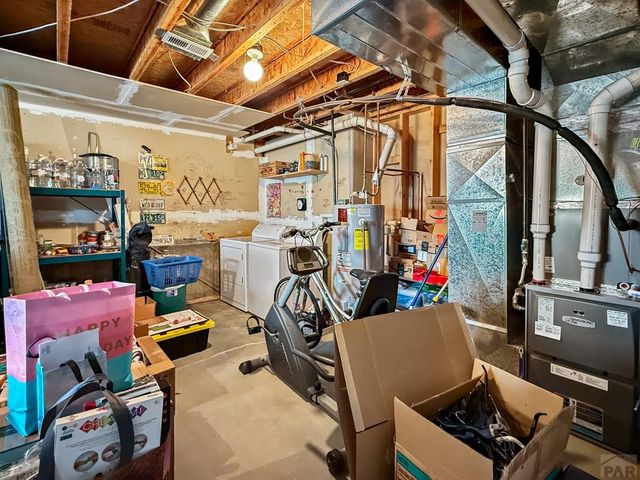 409 W Baldwyn Dr, Pueblo West, CO 81007