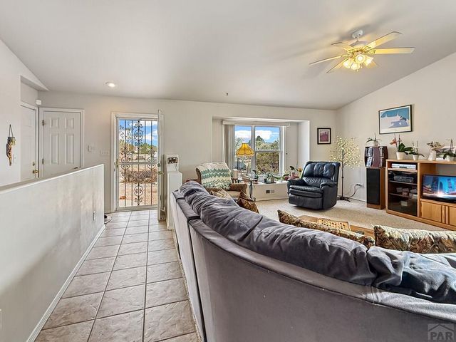 409 W Baldwyn Dr, Pueblo West, CO 81007