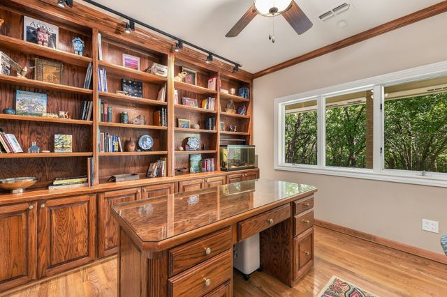 2119 N Fielder Road, Arlington, TX 76012