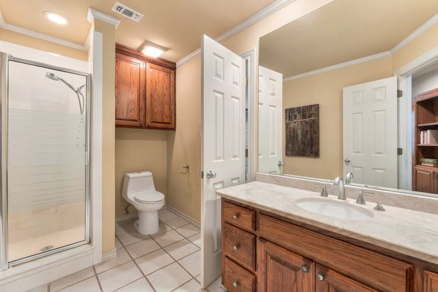 2119 N Fielder Road, Arlington, TX 76012