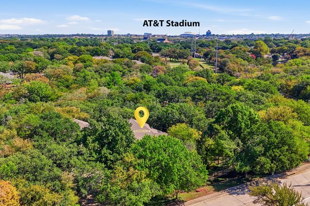 2119 N Fielder Road, Arlington, TX 76012