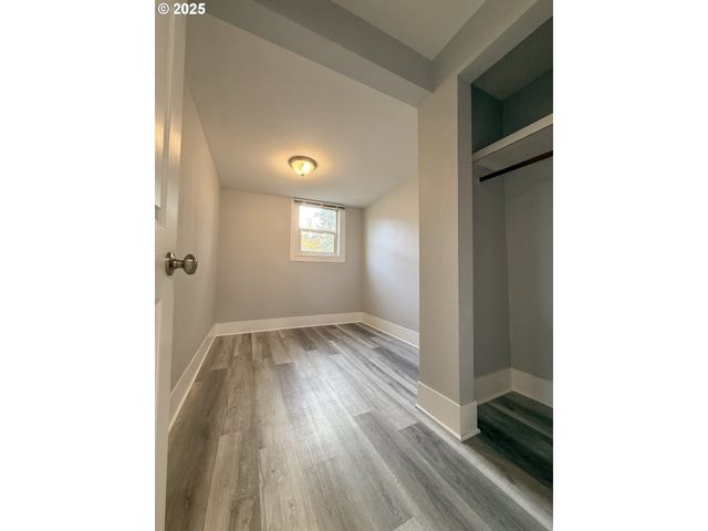 318 WILLAMETTE St, Oregon City, OR 97045