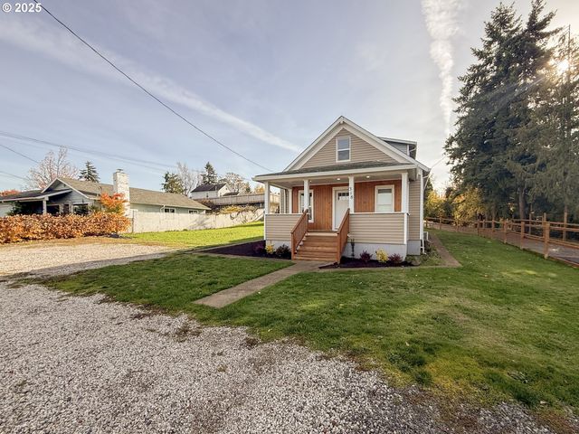 318 WILLAMETTE St, Oregon City, OR 97045