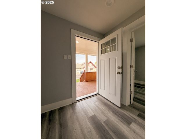 318 WILLAMETTE St, Oregon City, OR 97045