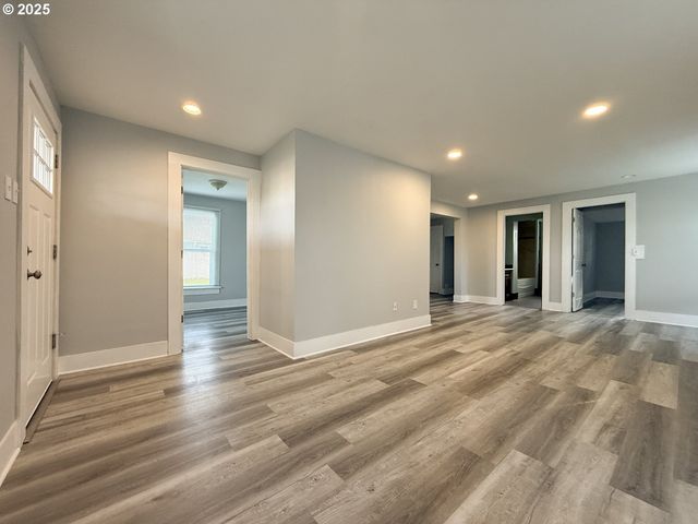 318 WILLAMETTE St, Oregon City, OR 97045