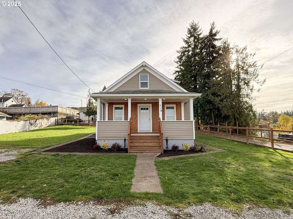 318 WILLAMETTE St, Oregon City, OR 97045