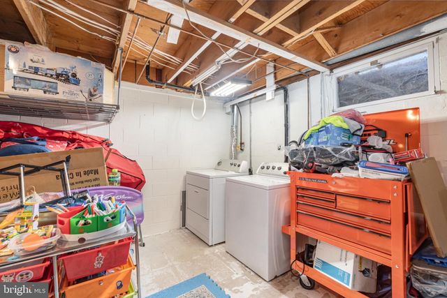 925 E OAK ST, Palmyra, PA 17078