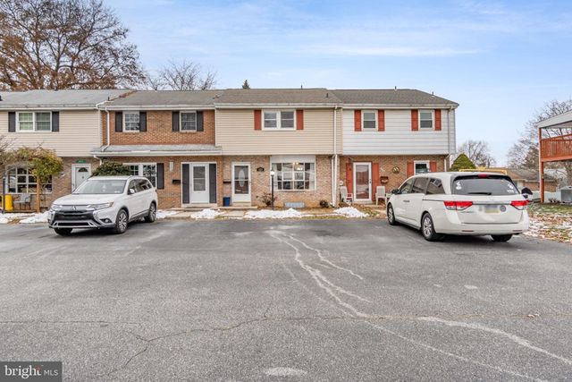 925 E OAK ST, Palmyra, PA 17078