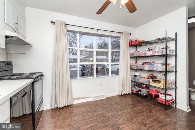 925 E OAK ST, Palmyra, PA 17078