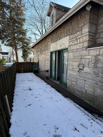 304 N 10th Street, Vincennes, IN 47591