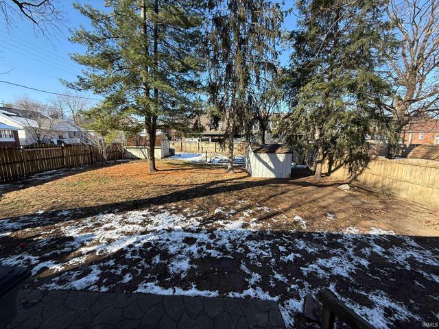 304 N 10th Street, Vincennes, IN 47591