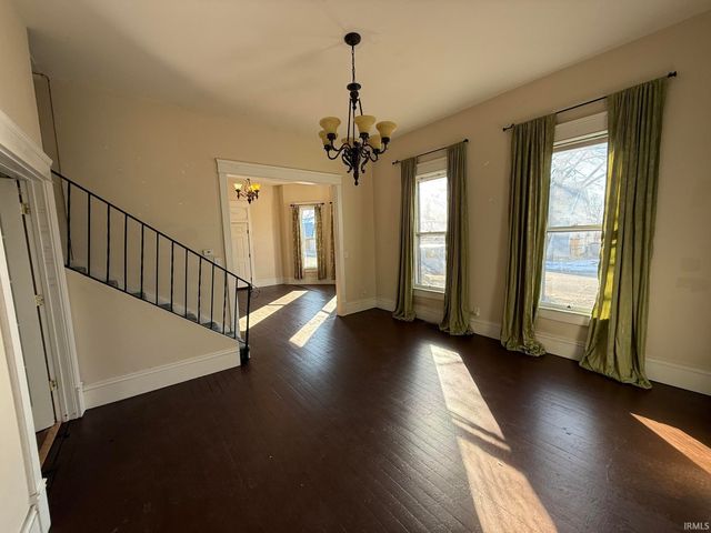 304 N 10th Street, Vincennes, IN 47591