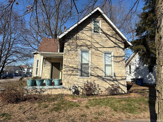 304 N 10th Street, Vincennes, IN 47591