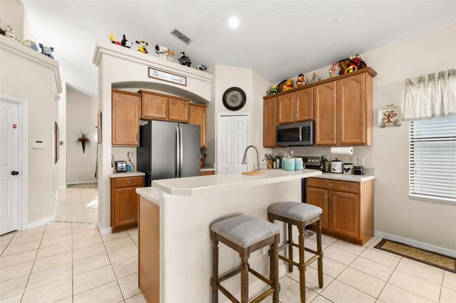 947 BRIDGEFORD CROSSING BOULEVARD, Davenport, FL 33837