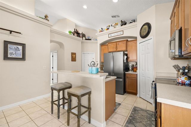 947 BRIDGEFORD CROSSING BOULEVARD, Davenport, FL 33837